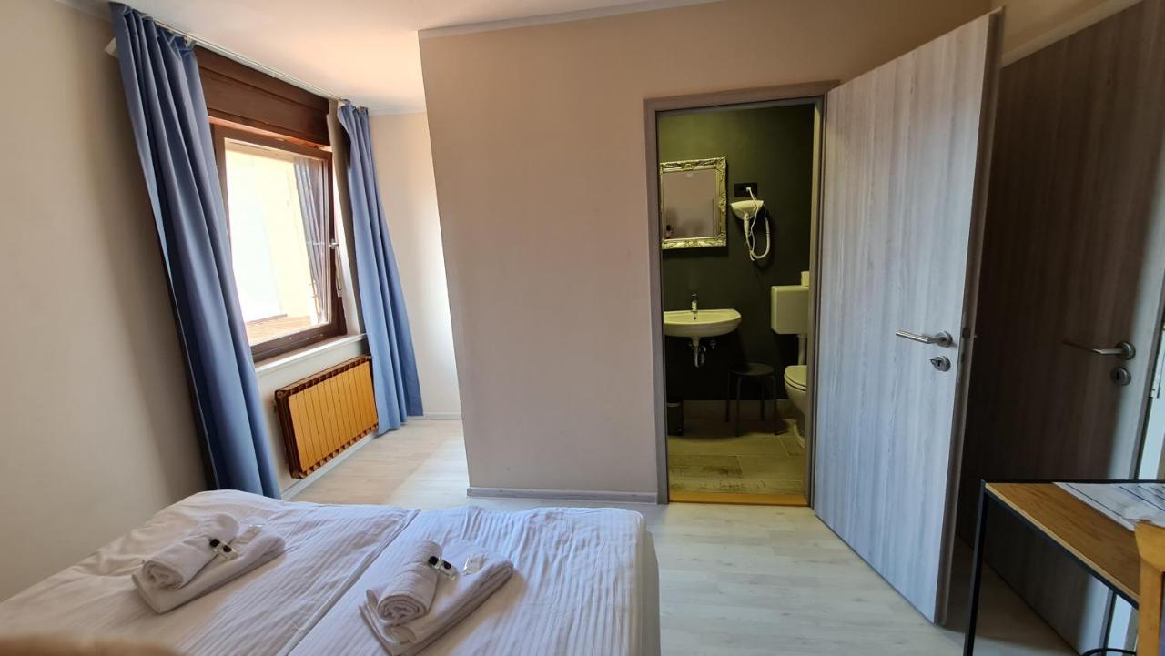 Pension Knafel Zirovnica Exterior photo