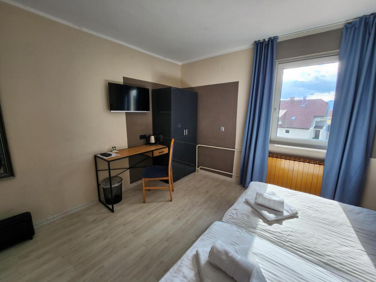 Pension Knafel Zirovnica Exterior photo